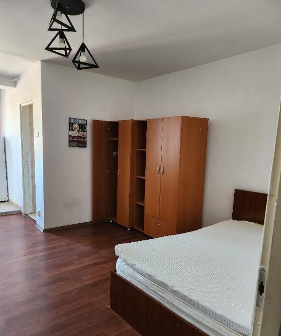 Garsoniera 33mp Lujerului p ta veteranilor