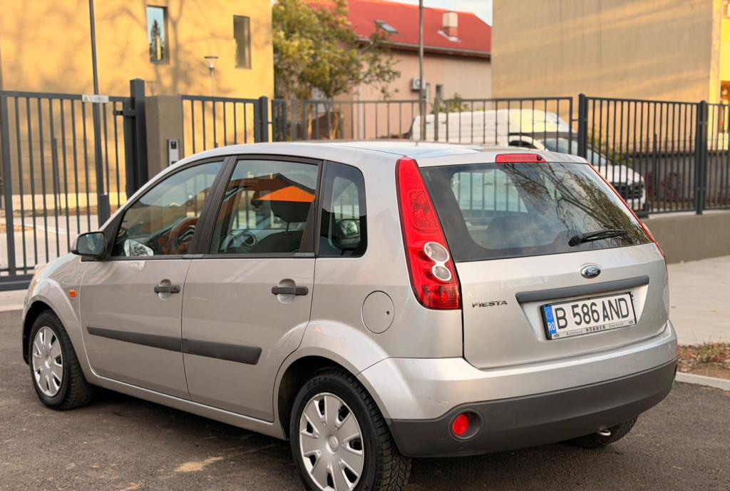 Ford Fiesta Impecabil FaceLift 5 000 lei