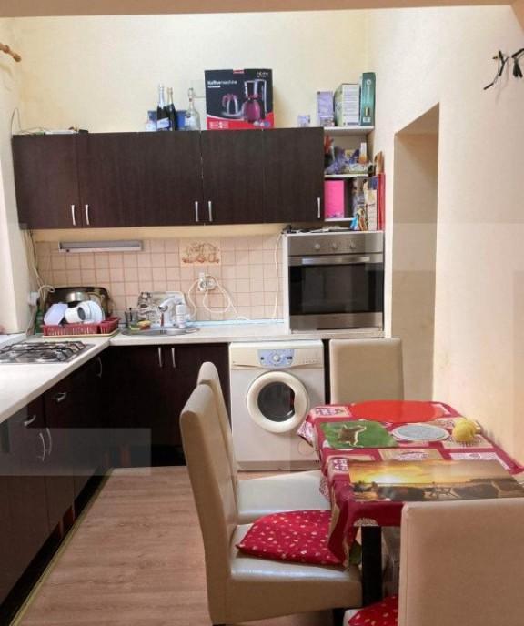 Apartament de 3 camere 56 85 mp la curte comuna teren zo