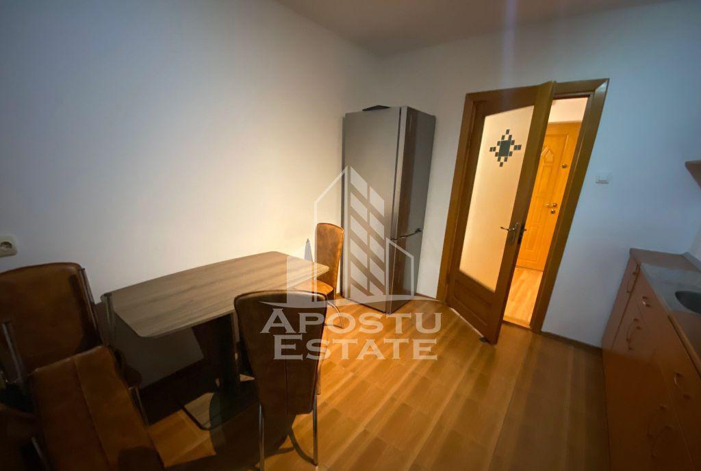Apartament 1 camera centrala proprie Girocului