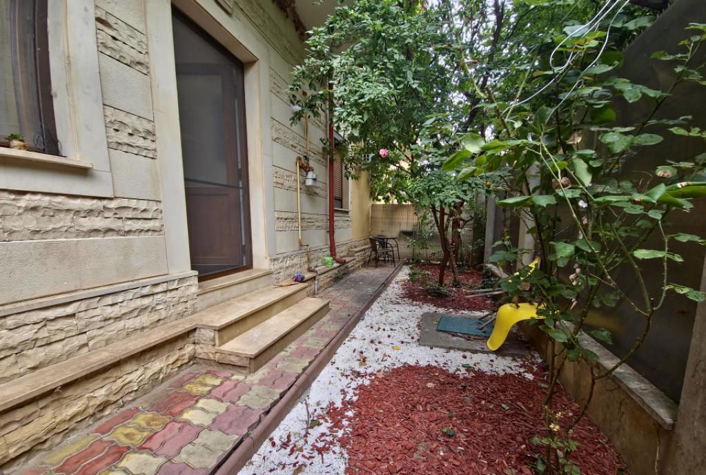 Apartament 2 camere cu curte Bld Mamaia Trandafirul termen