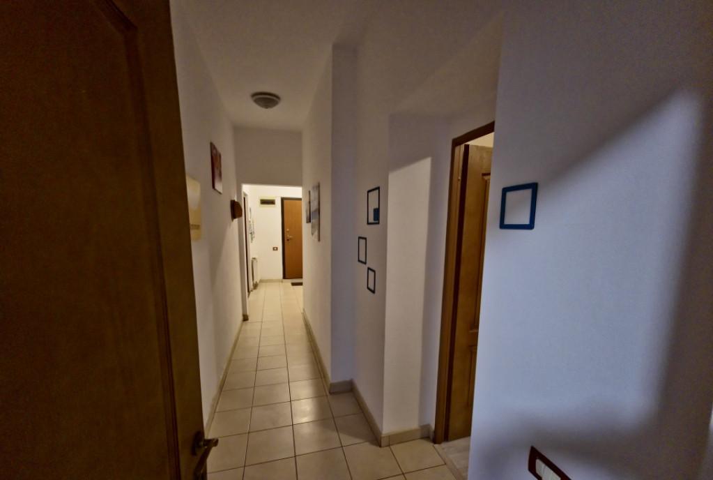 Apartament 2 camere cu curte Bld Mamaia Trandafirul termen