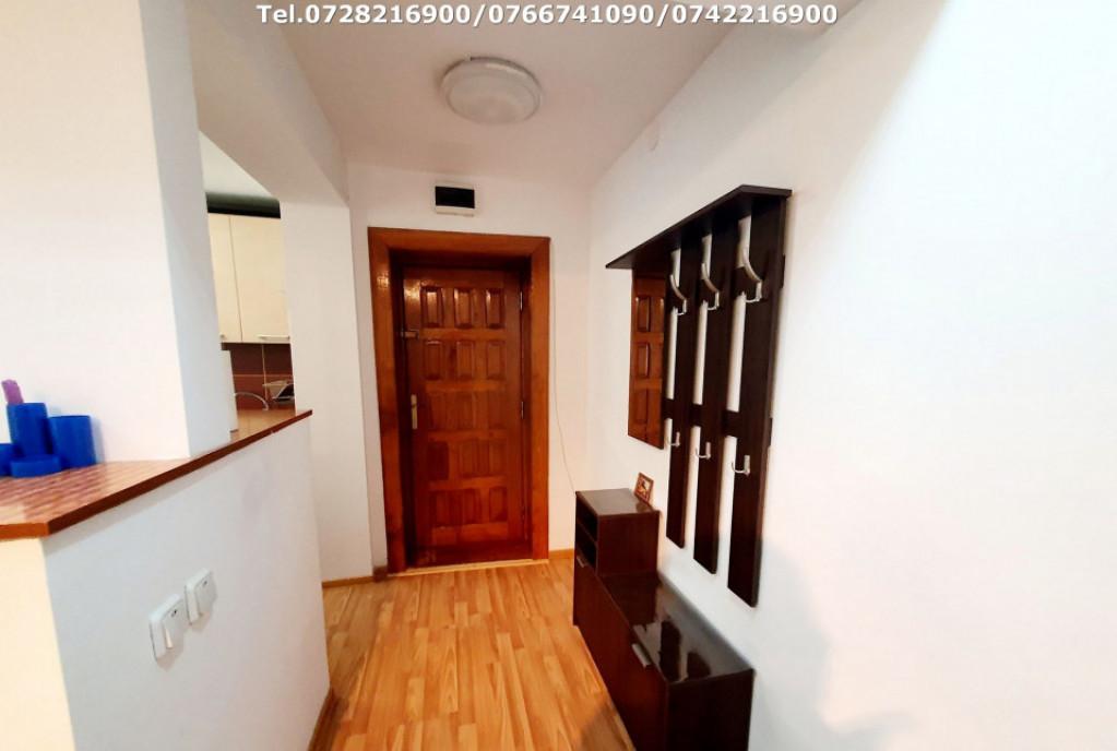 Inchiriere apartament 3 camere Aleea Garofitei