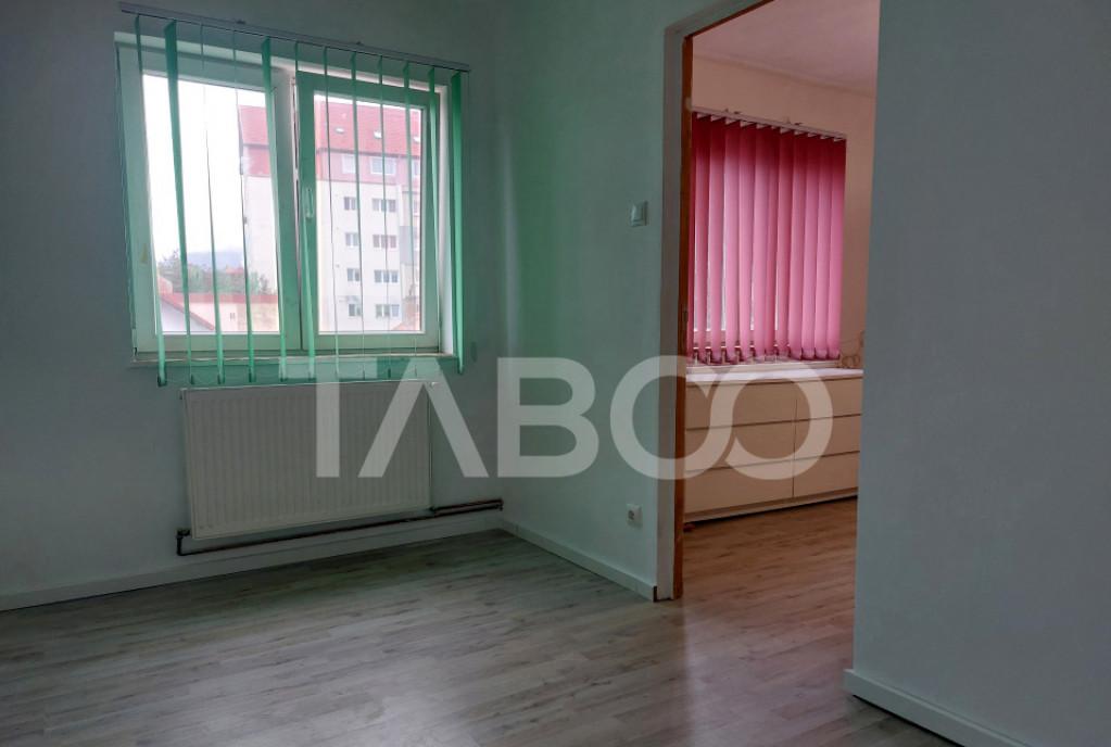 Apartament 2 camere 30 mp etaj 2 spre soare Stejarului Cisna