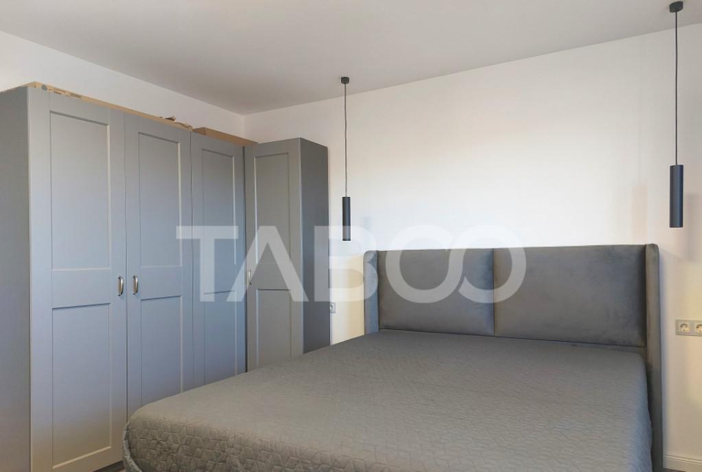 Apartament 2 camere decomandate 43 mp renovat modern balcon