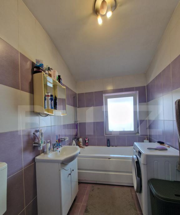 Apartament cu 2 dormitoare 51 mp 3 balcoane parcare cent