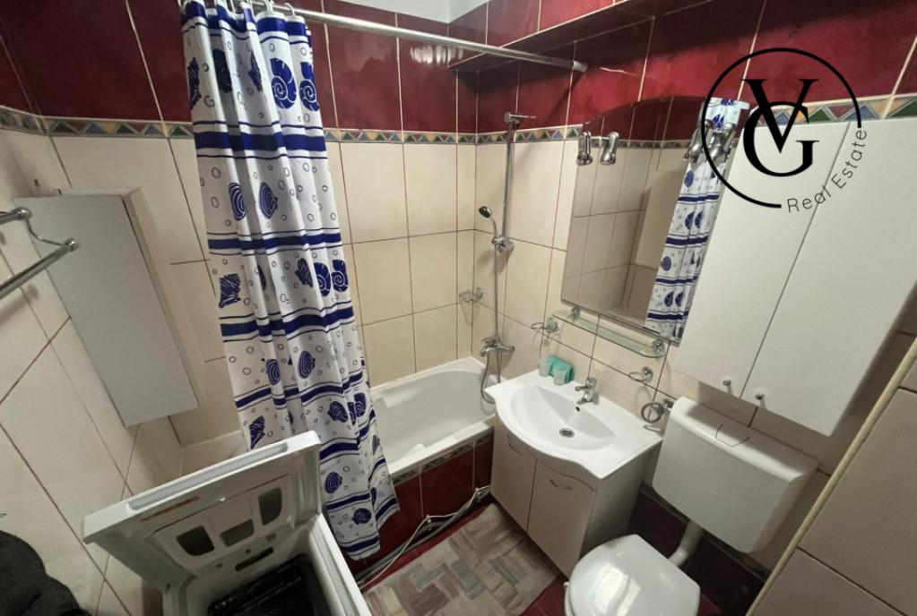 Apartament 3 camere in zona Brotacei