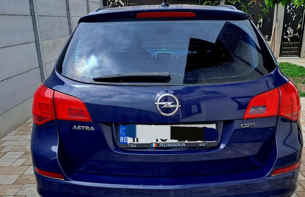 Opel Asta j Automata 4 300 eur