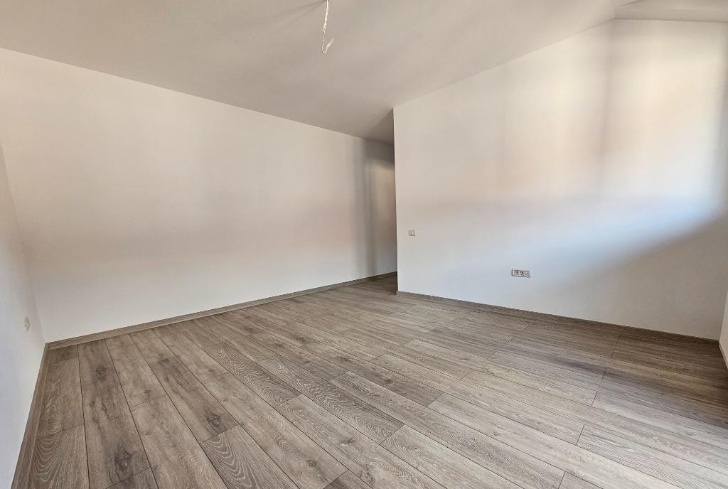 Proprietar Garsoniera Sanpetru Residence posibilitate extindere