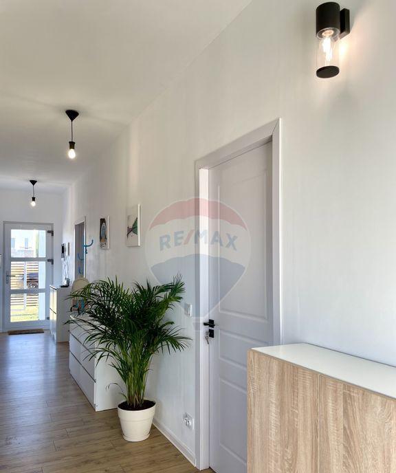 De vanzare Casa verde in Corbeanca teren 744 mp