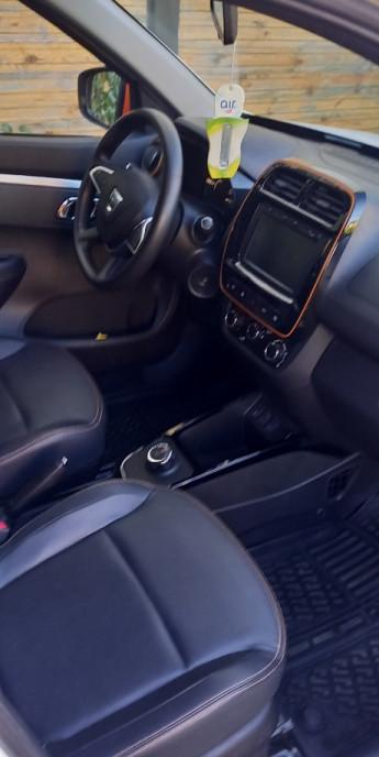 Dacia spring 2022 9 000 eur