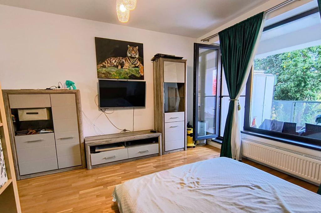 Iancu Nicolae Gradina Zoologica Jolie Ville Loc parcare