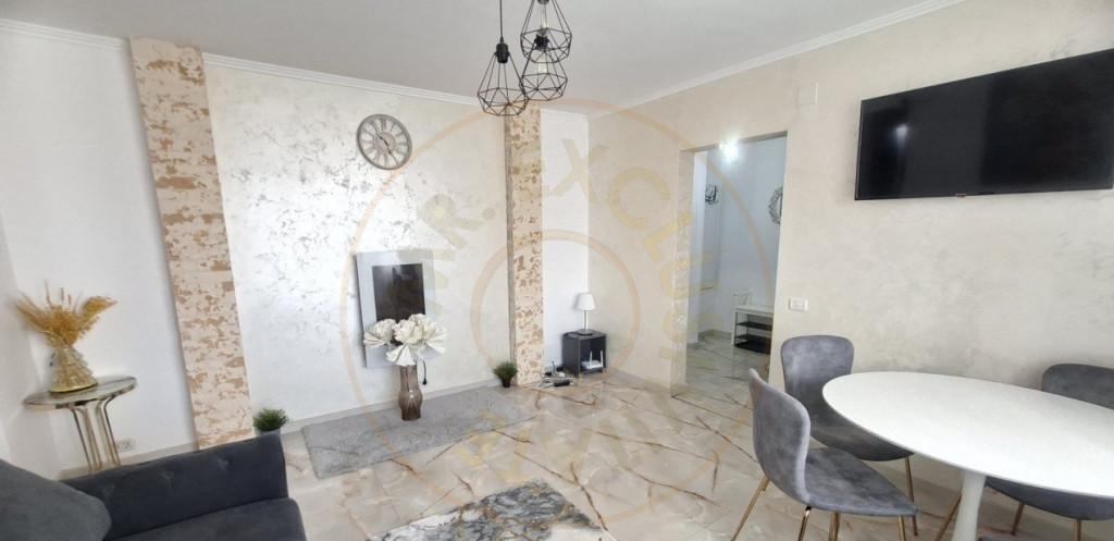 Apartament mobilat utilat modern etaj intermediar Ramada