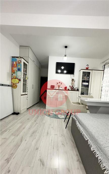 Apartament 3 Camere Mobilat Utilat Complet Loc de Parcare