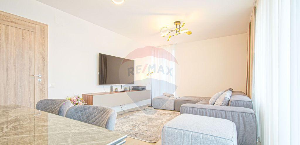 Apartament cu 3 camere 94 mp utili Urban Plaza str