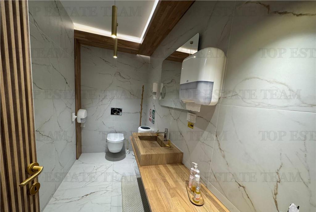 Clinica utilata/mobilata / Spatiu comercial de / Bulevardu