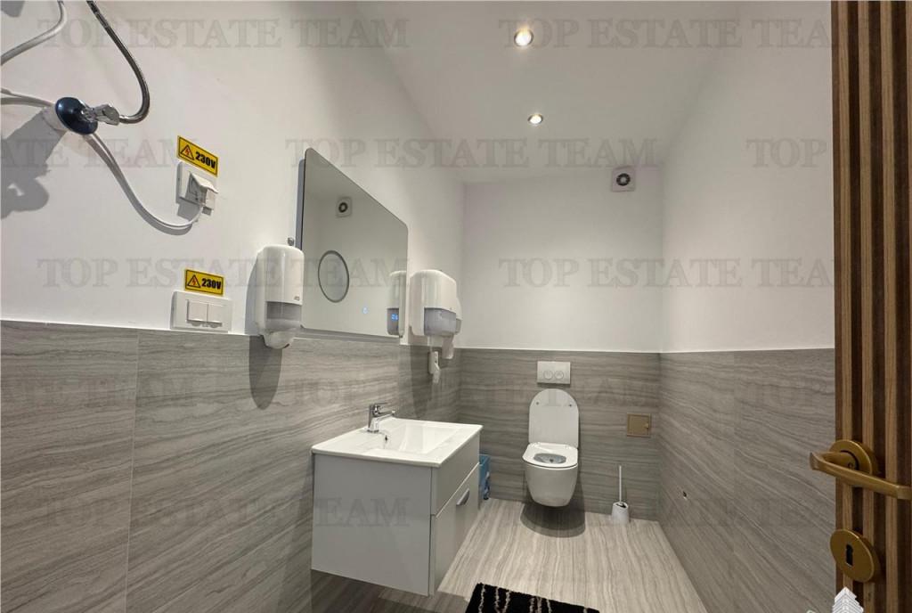 Clinica utilata/mobilata / Spatiu comercial de / Bulevardu