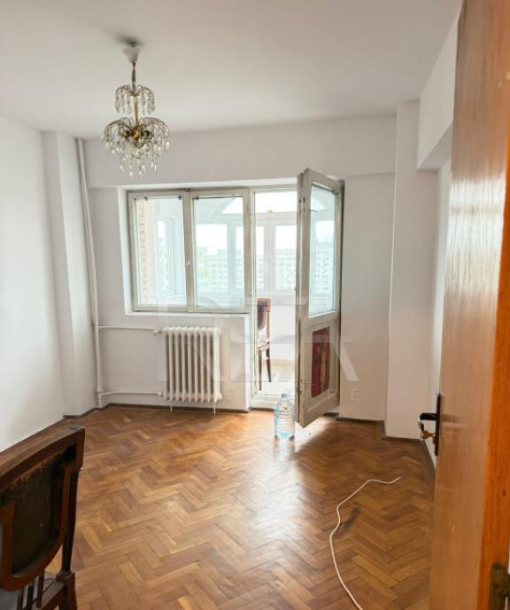 3 camere et 9/10 bloc 1984 anvelopat Titulescu/Banu M