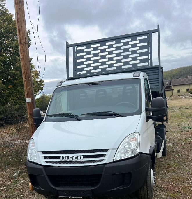 Iveco Daily 65C15 basculare pe 3 parti 6 5 t totul recondionat nou 17 000 eur