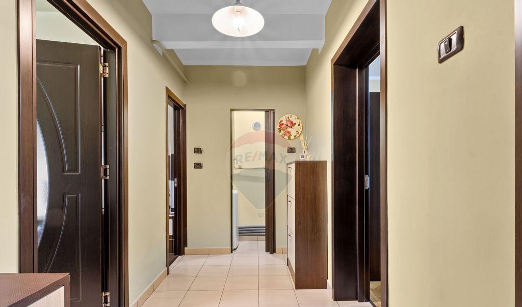 Apartament spatios cu 2 camere de inchiriat in zona Po