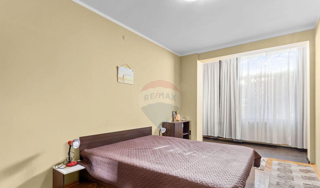 Apartament spatios cu 2 camere de inchiriat in zona Po