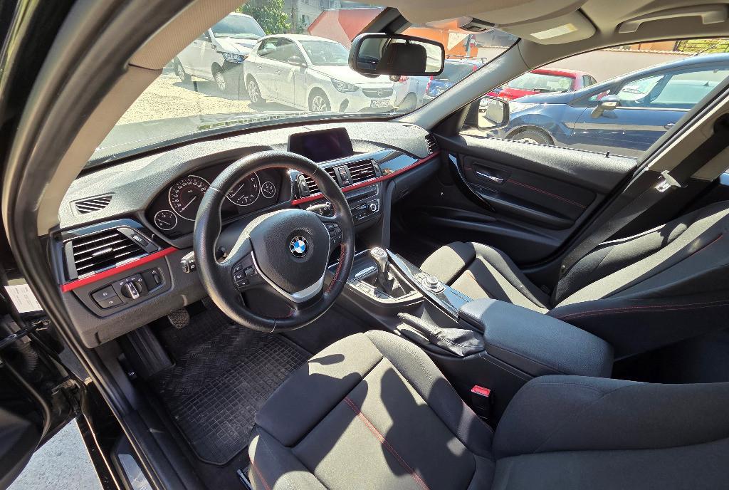 BMW Seria 3 F30 320i Manuala Sport Line Faruri adaptive Interior sport 10 400 eur