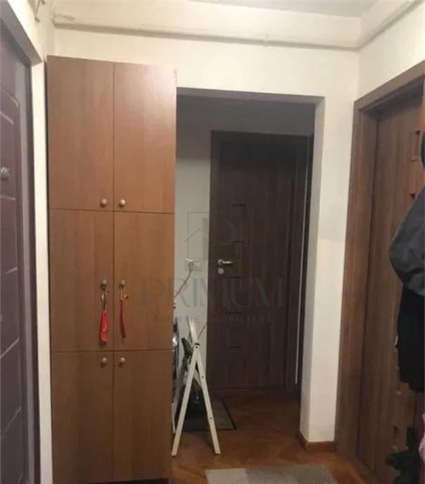 Soarelui 3 cam etj 1 decomandat renovat 3 balcoane