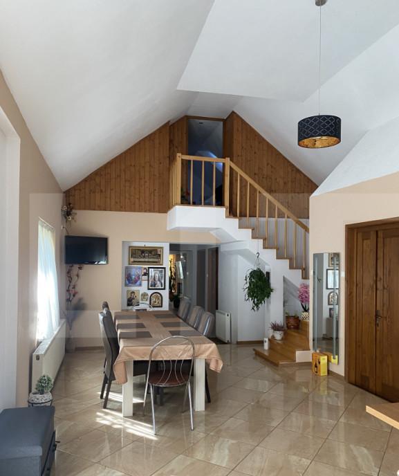 Vila spatioasa cu 5 dormitoare si curte de 730 mp