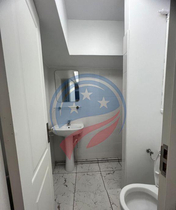 Garsoniera lux/ de inchiriat/ Calea Bucuresti/ Craiova