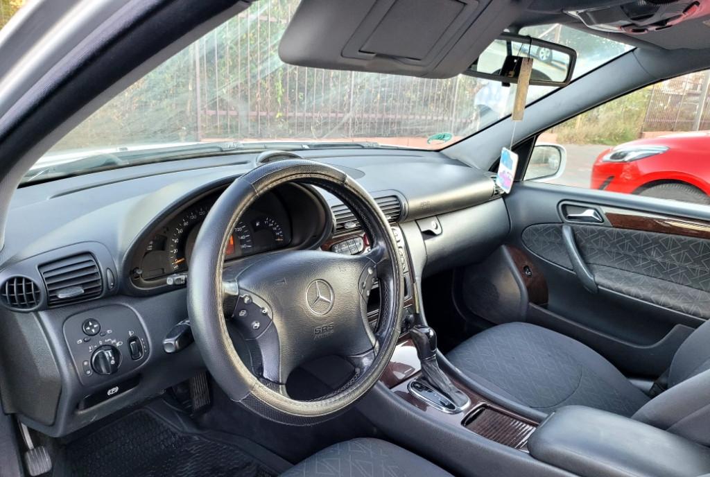 Mercedes C220CDI 1 910 eur