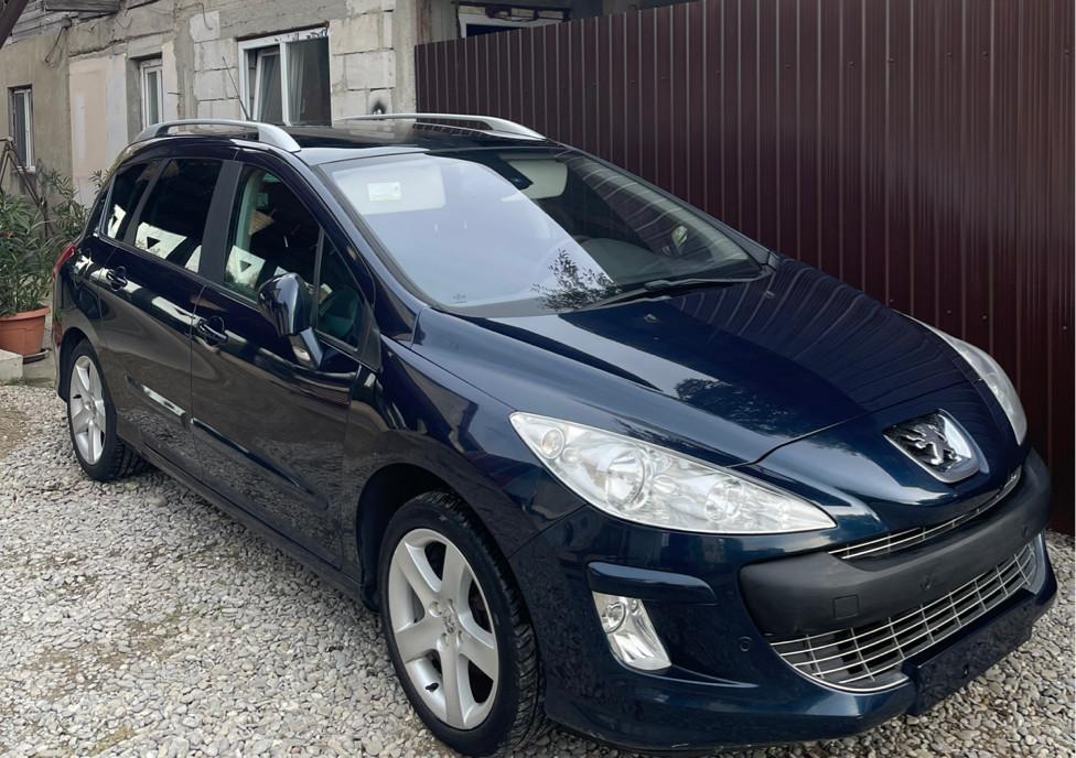 Autoturism peugeot 308sw 2 200 eur