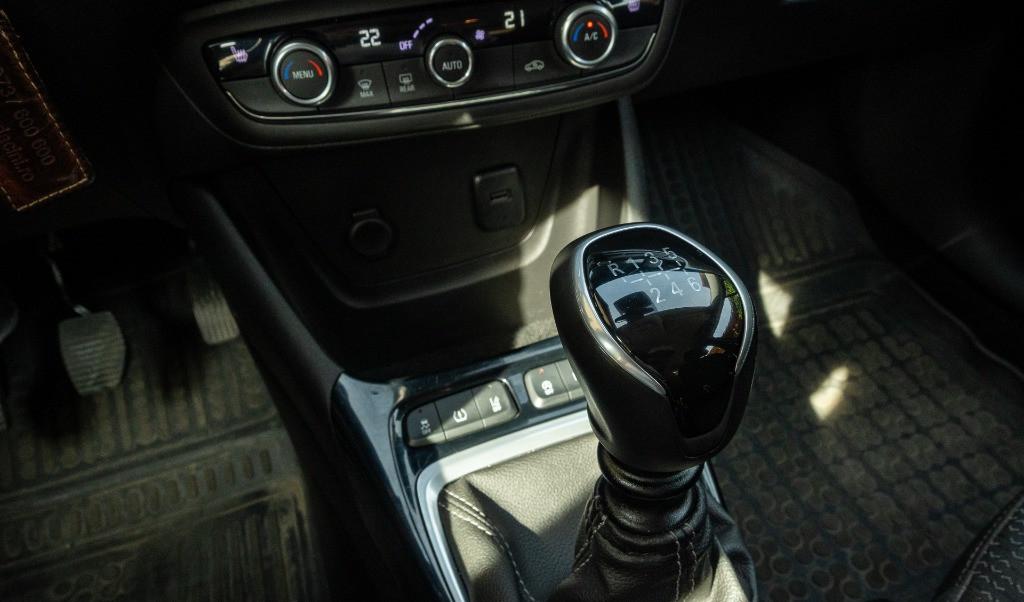 Opel Crossland X 1 2 Start/Stop Enjoy/PRIMUL PROPRIETAR 9 000 eur