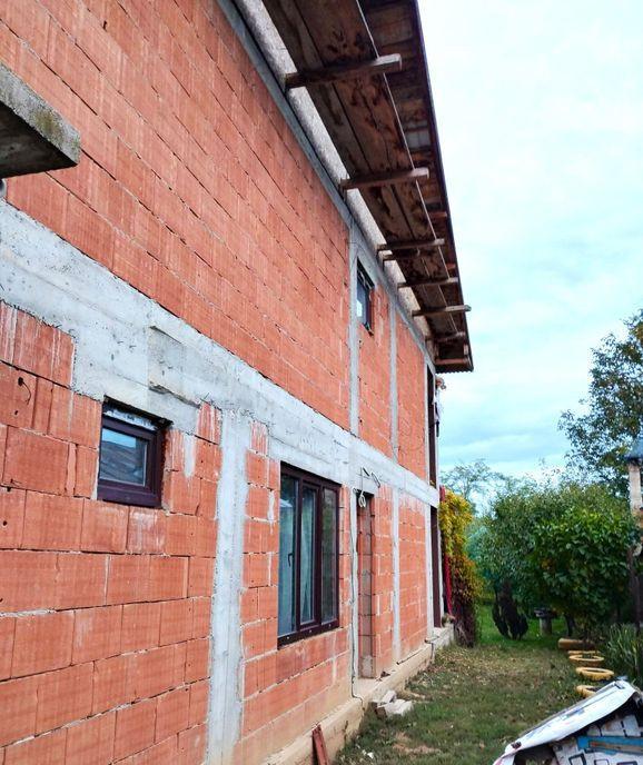 Vila individuala 6 camere teren 903 mp