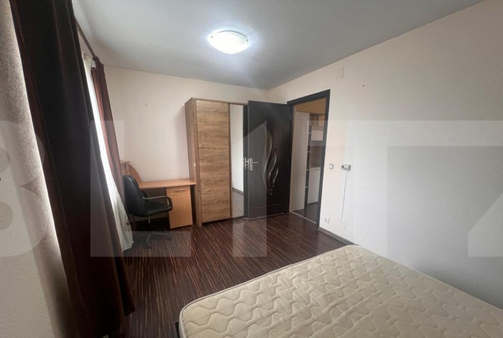 Apartament cu 2 camere la mansarda 43 mp zona Complex