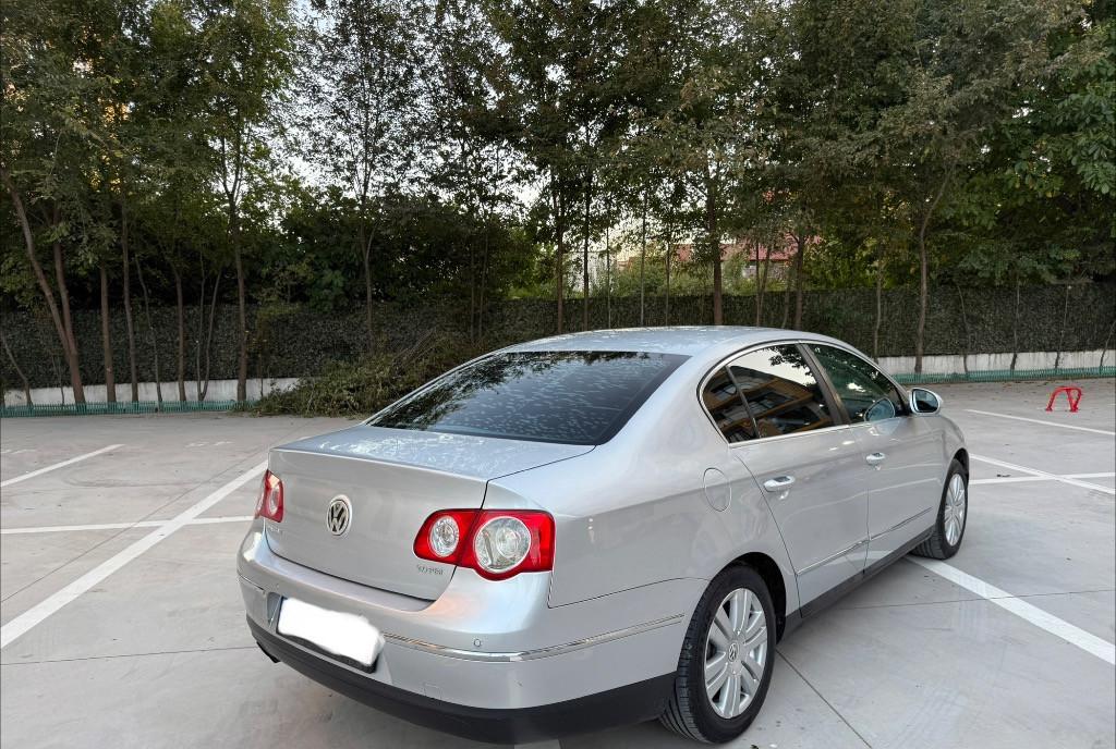 VW Passat B6 an 2007 2 350 eur