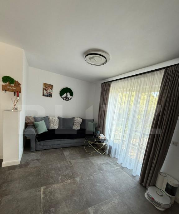 Apartament cu 3 camere 65 mp si un foisor cu gradina de 19