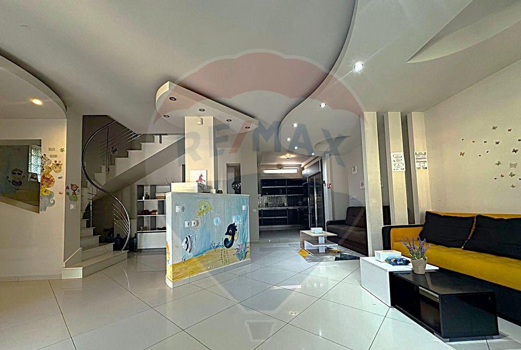 Casa / Vila spatioasa de inchiriat - Militari zon