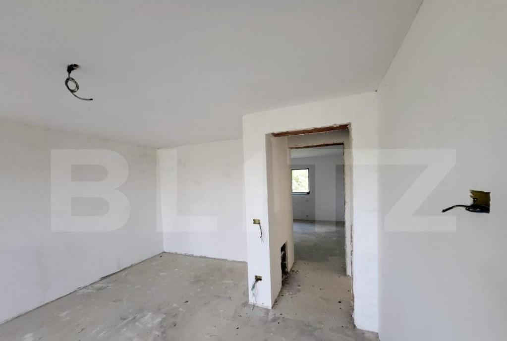 Casa 162 mp utili 440 mp teren zona Barnova