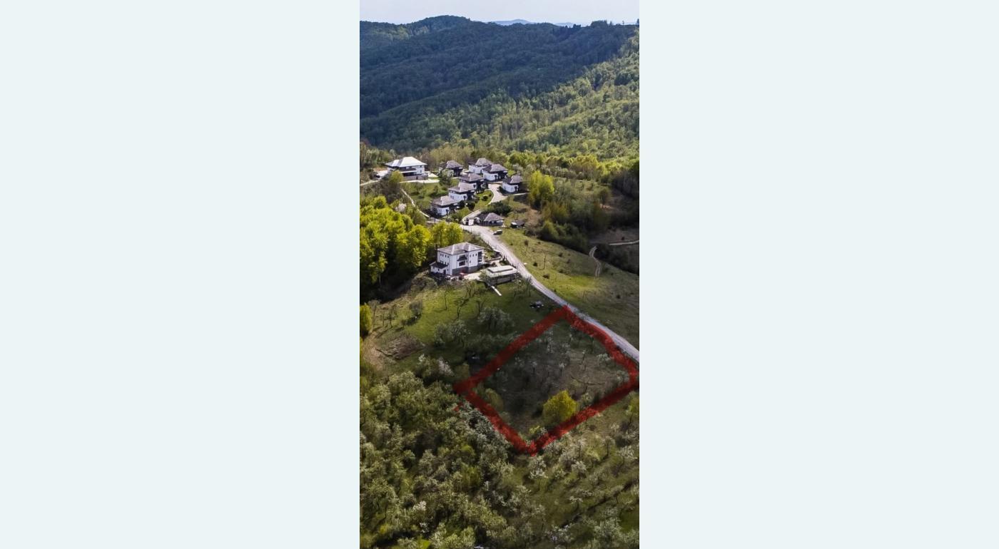 Vanzare teren Pietrosita Dambovita - 25 km de Sinaia