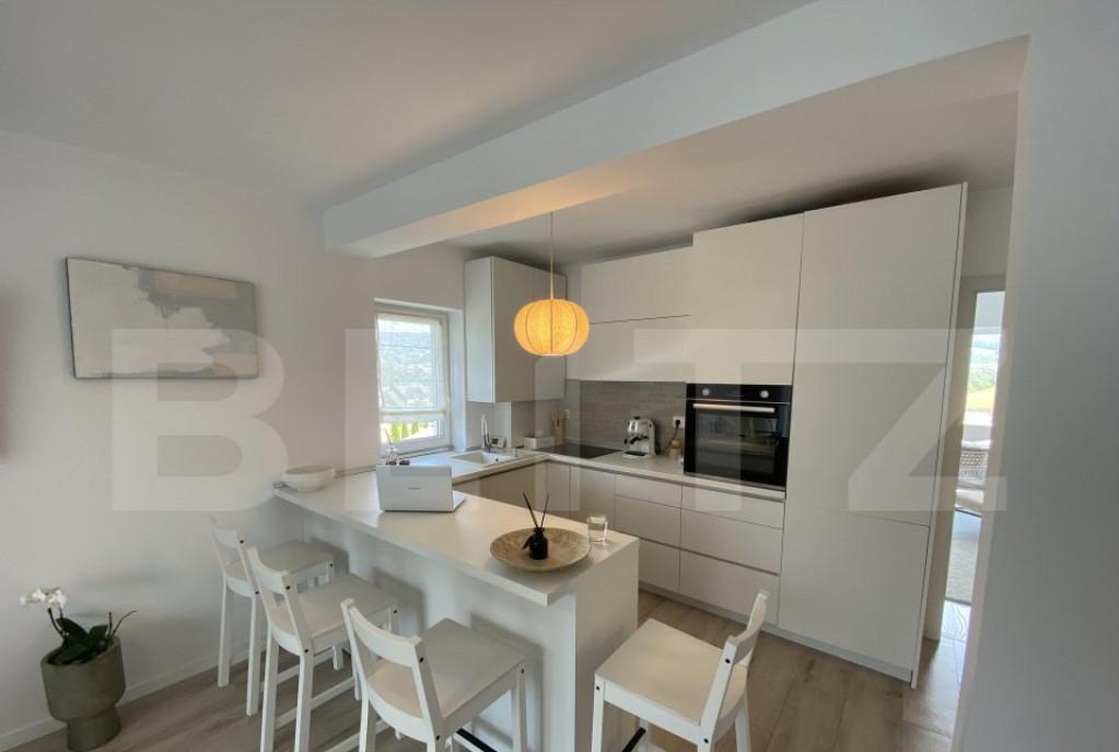 Apartament de vanzare cu 3 camere garaj si gradina 105 mp