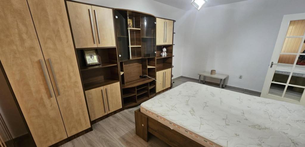 Apartament 1 camera D Palatul de Justitie Podul de Fier