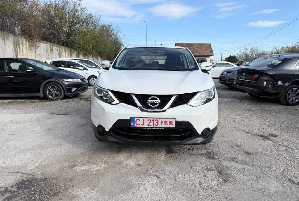 Nissan Qasqai carte service 7 700 eur