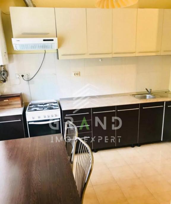 Apartament decomandat de inchiriat cu 1 camera mobilat com