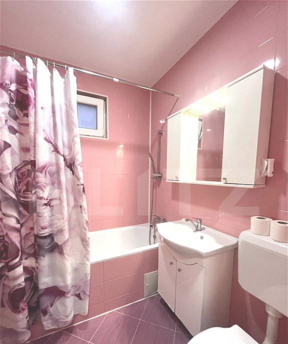 Apartament 3 camere 62 mp zona Soarelui