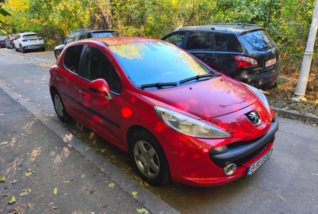 Peugeot 207 ndash micuta mea rosie cauta o noua familie 2 500 lei