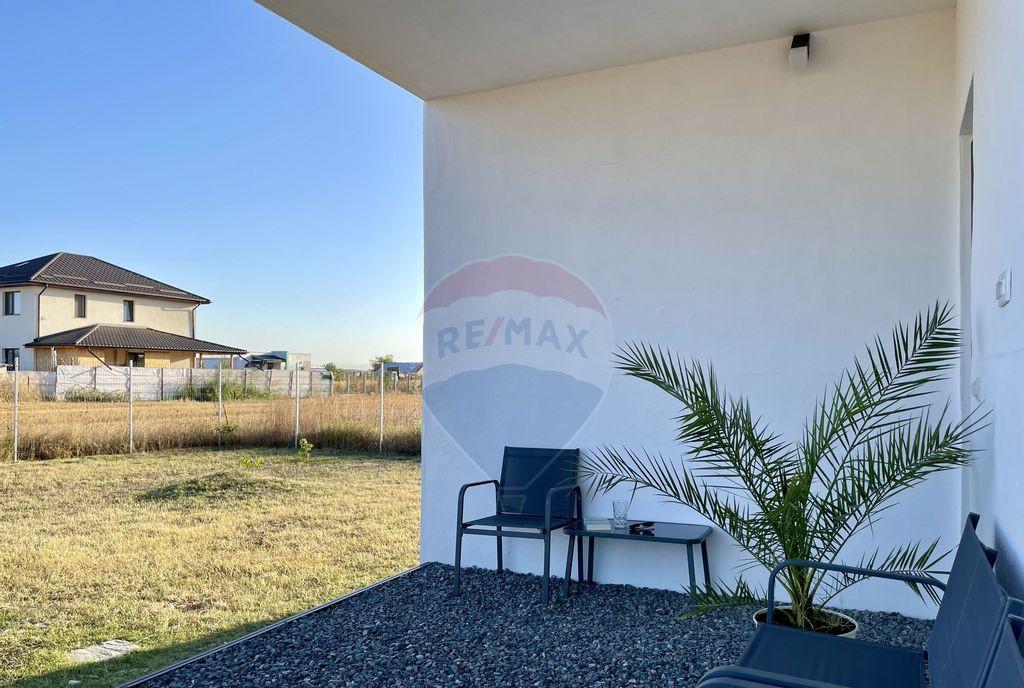 Vila de vanzare interior la gri Corbeanca