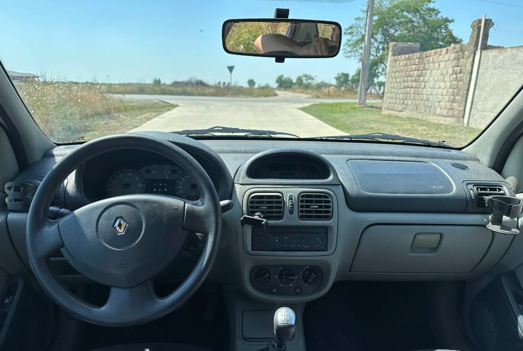 Renault Clio Symbol 1 5 DCI ndash 2006 ndash 129 000 km ndash Revizii la zi 1 900 eur