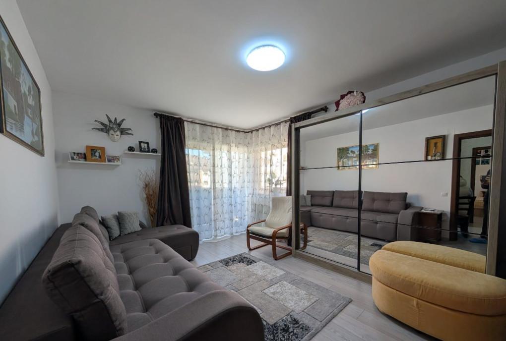 Apartament 2 camere/decomandat/etaj 1/zona Catanelor Floresti