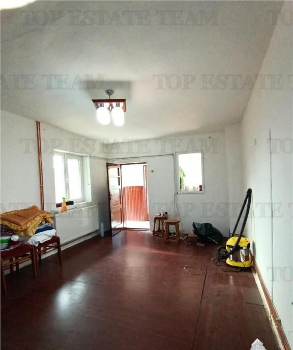 Vila cocheta 4 camere si curte de 950 mp priveliste superba