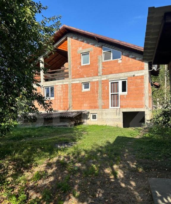 la cumparare Vila/Casa cu vedere panoramica sat